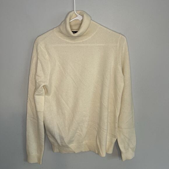 MNG Womens 100% Cashmere Turtleneck Sweater Sz M Cream Quite Luxury Minimalist - Picture 1 of 11